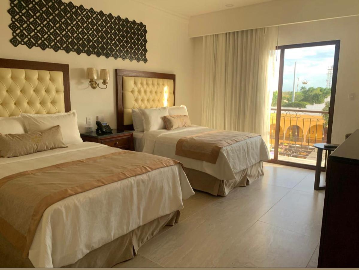 Real Hispano Valladolid  Exterior foto A room at the Iberostar Grand Hotel Bávaro