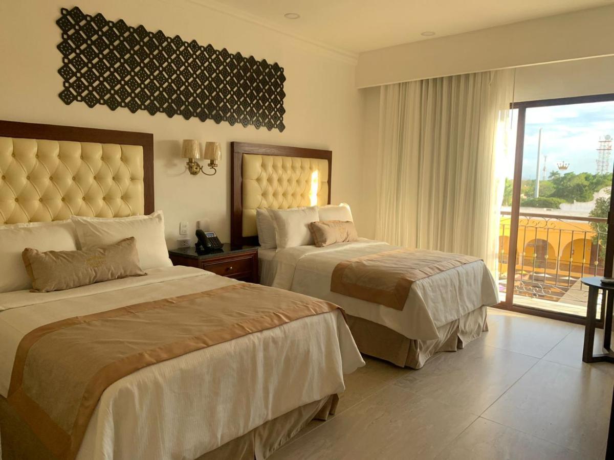 Real Hispano Valladolid  Exterior foto A room at the Iberostar Grand Hotel Bávaro